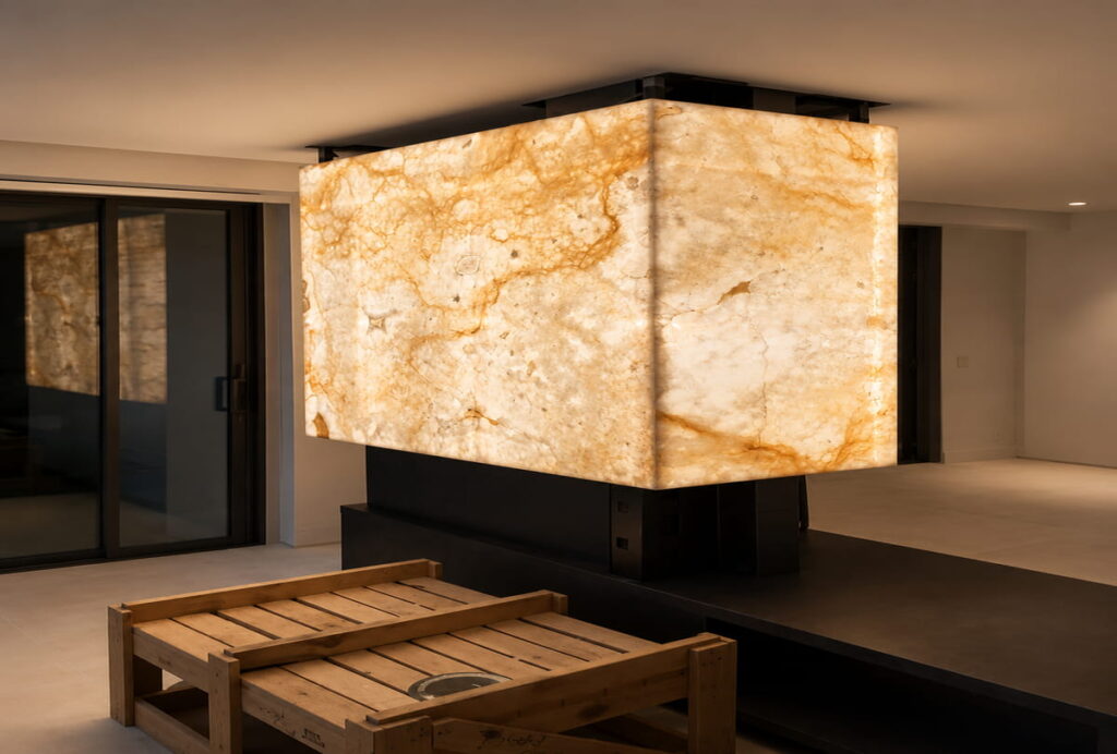 Chimenea retroiluminada en Cristallo · Ónice, Murcia — Kelia Natural Design