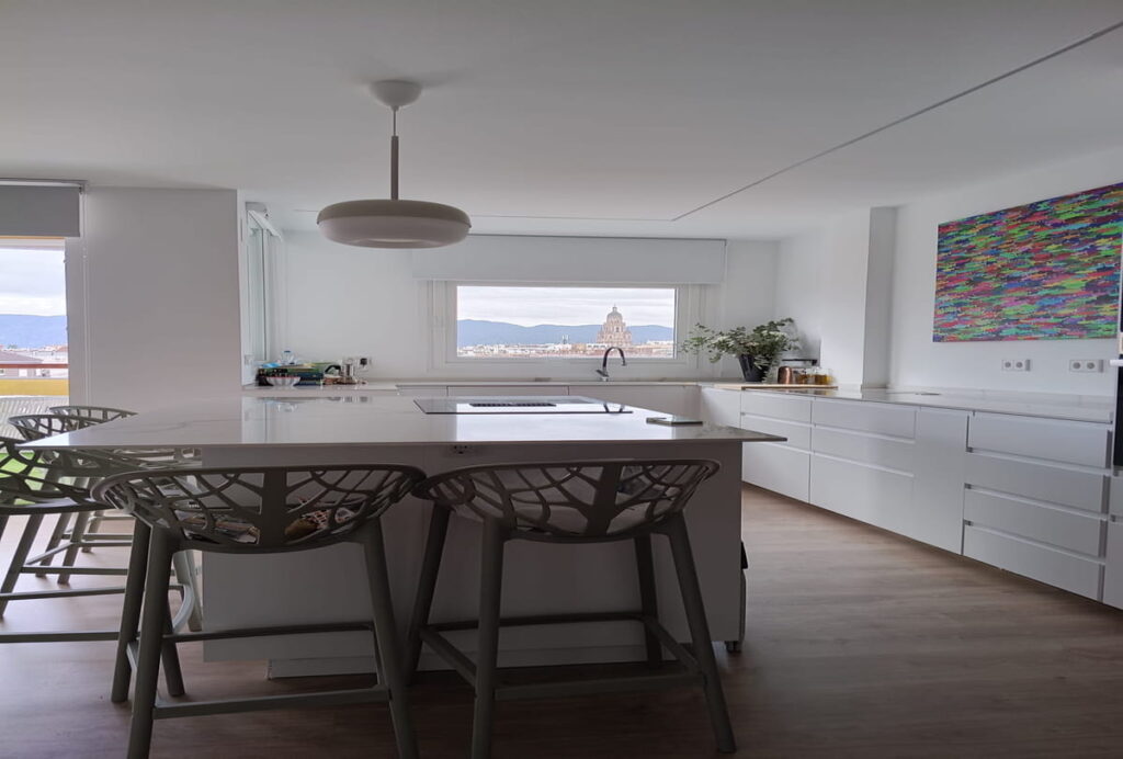 Isla en Cuarzo · Piedra natural, Murcia — Kelia Natural Design