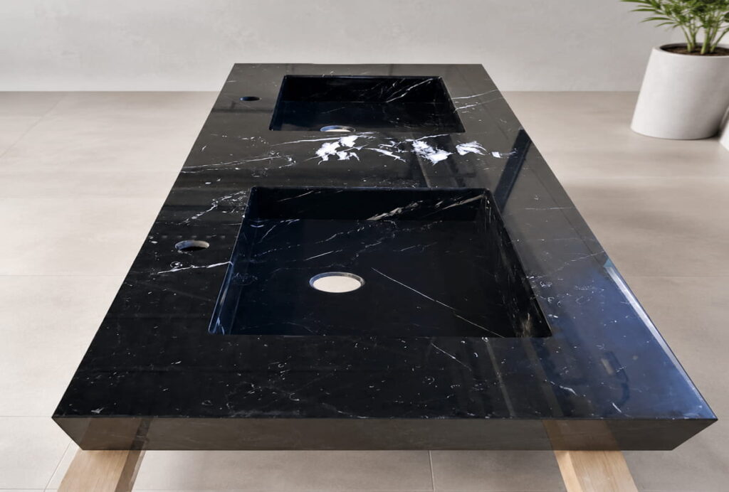 Lavabo doble seno Mármol Negro Marquina · Mármol negro, Murcia — Kelia Natural Design